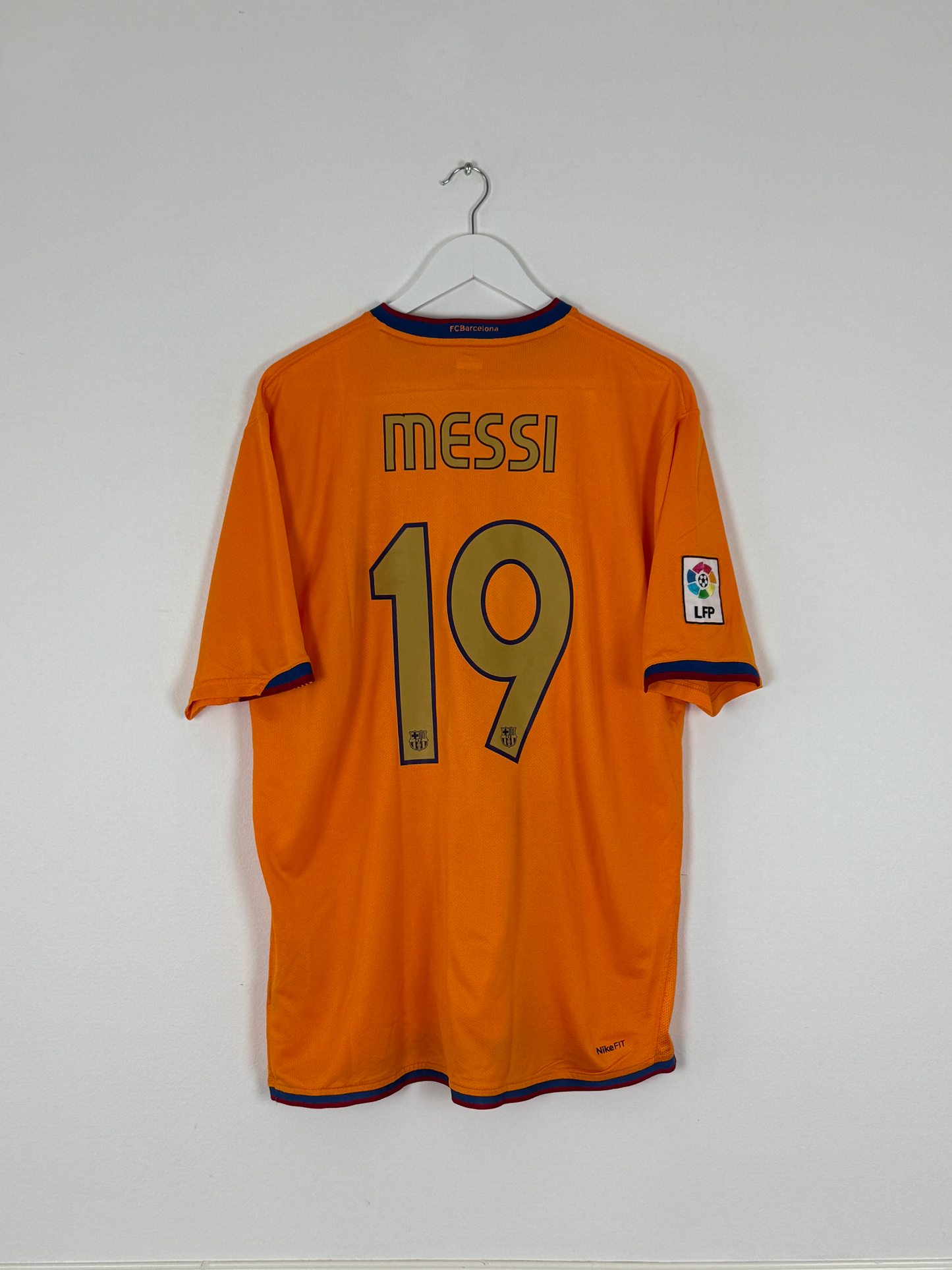 2006/07 FC Barcelona Away #19 Messi (XL)