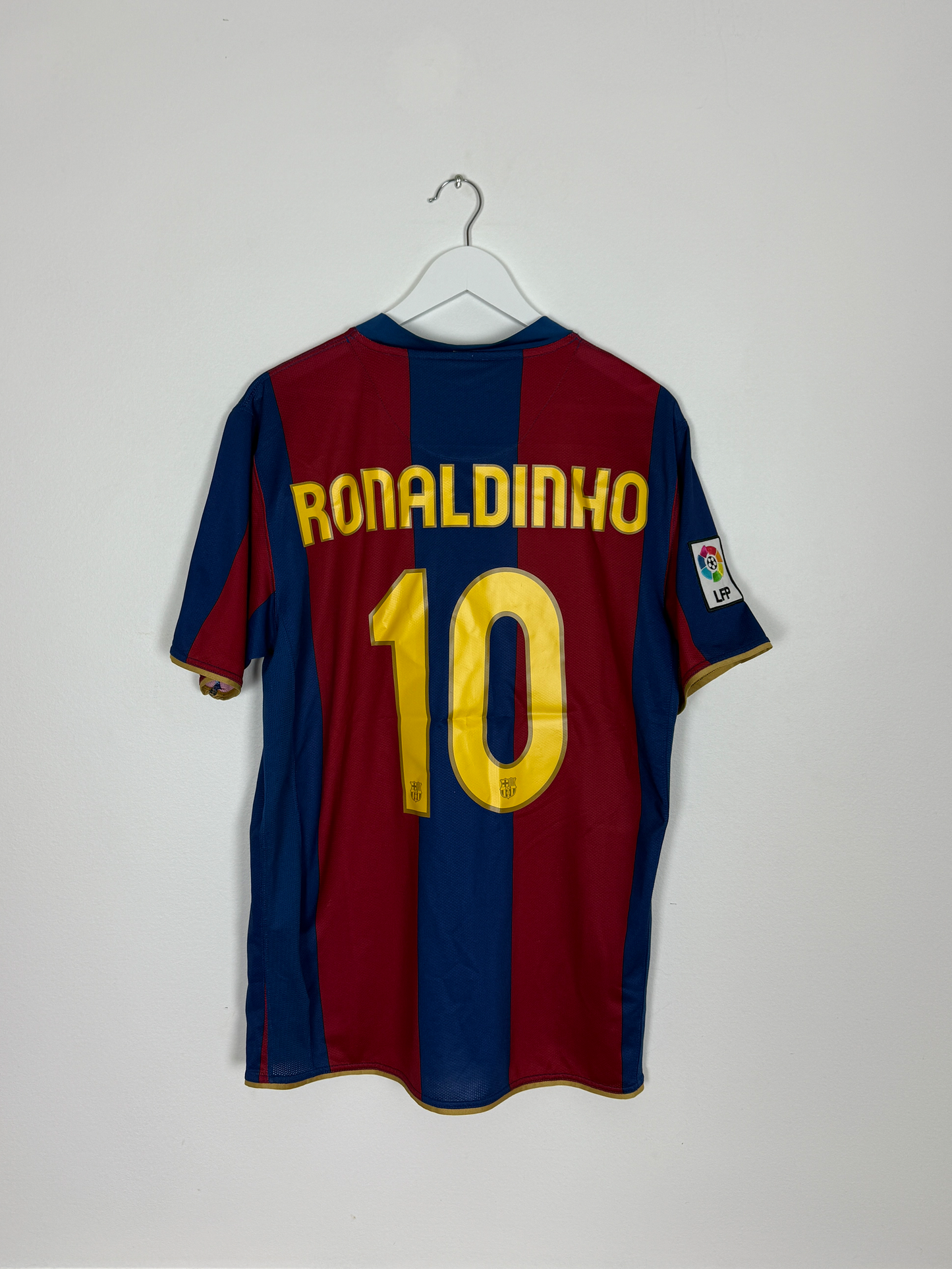 2007/08 Barcelona Home Shirt Ronaldinho #10 Size (L)