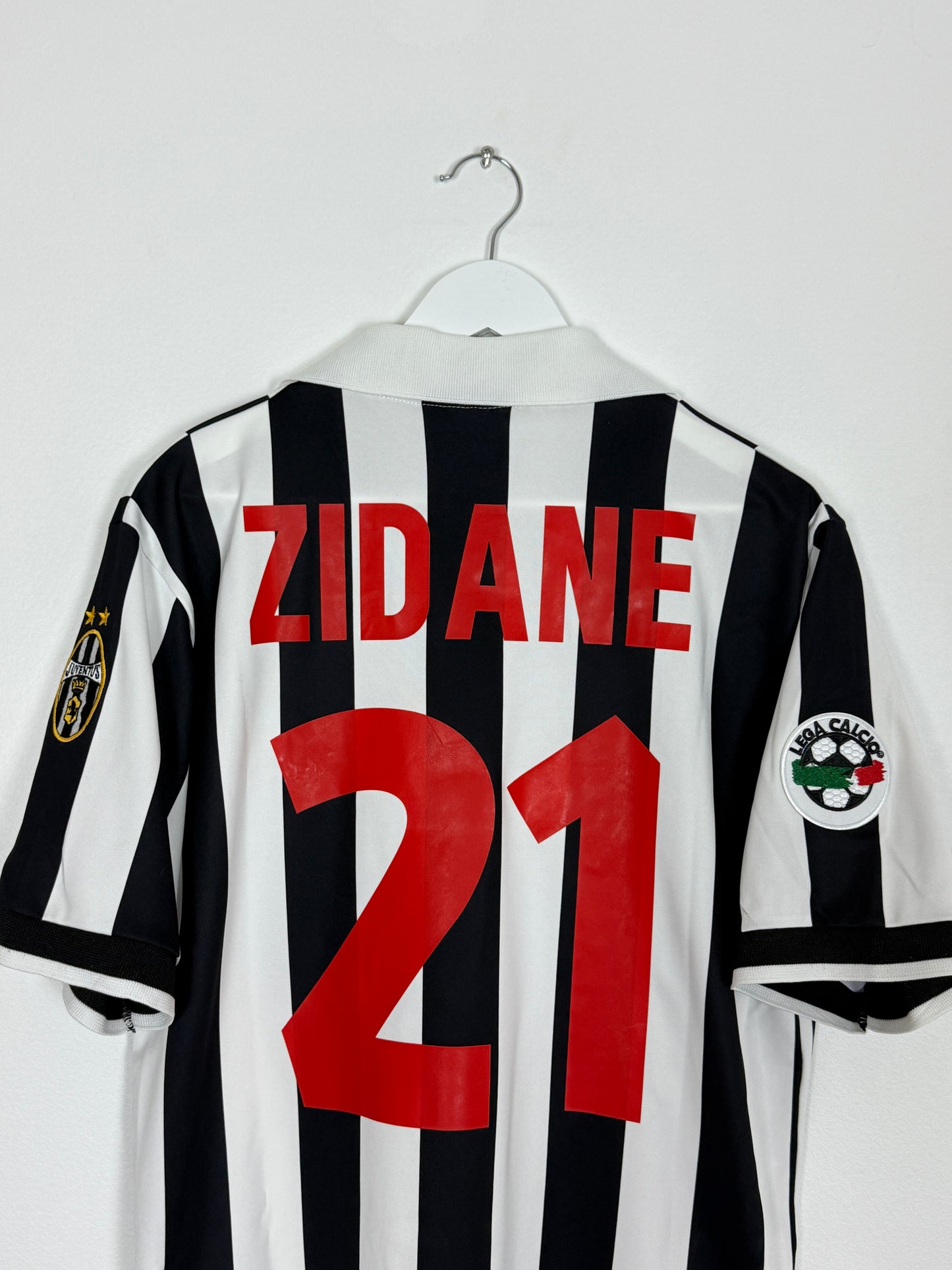 1998/99 Juventus Home #21 Zidane (M)