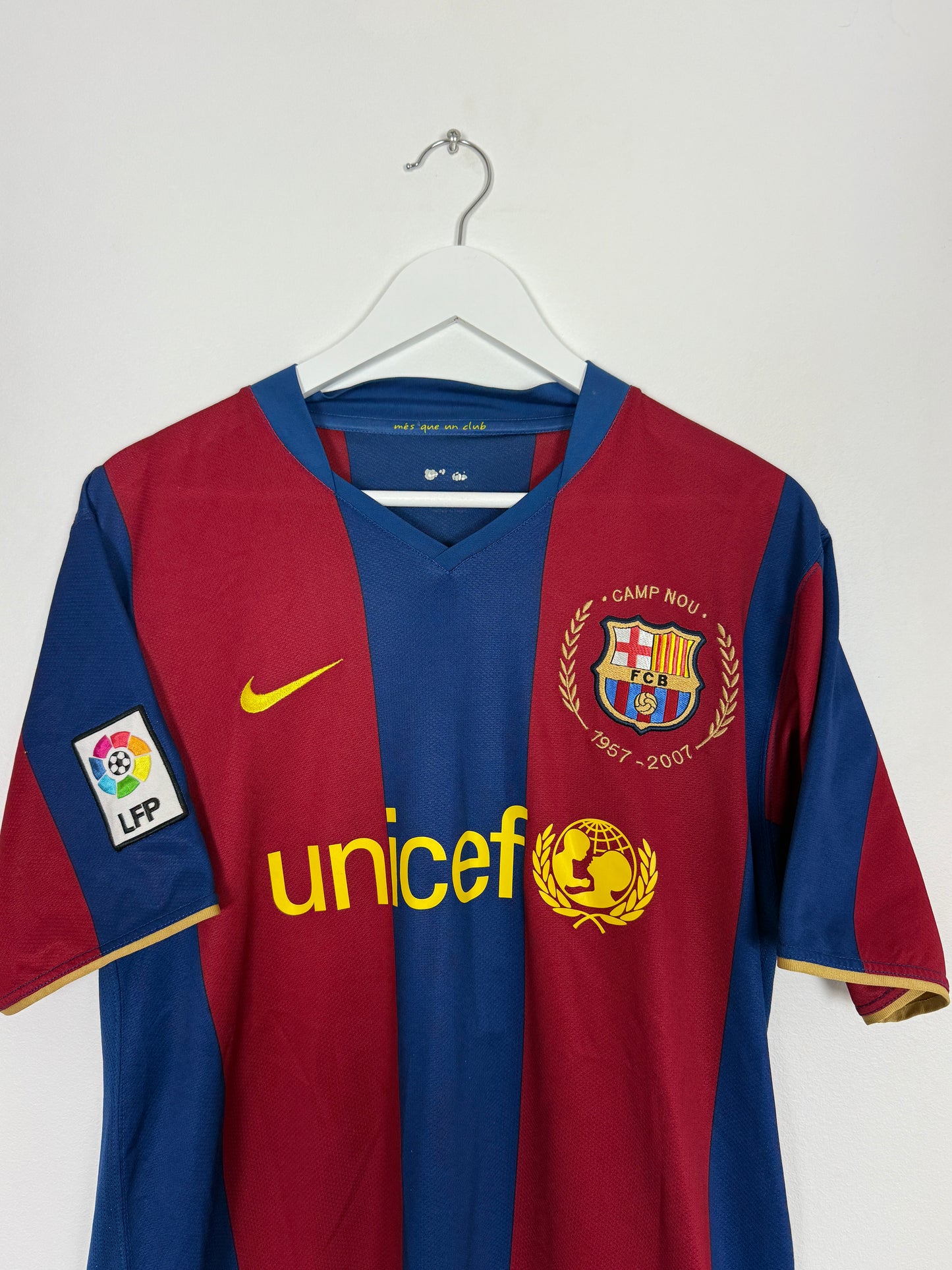 2007/08 Barcelona Home Shirt Ronaldinho #10 Size (L)