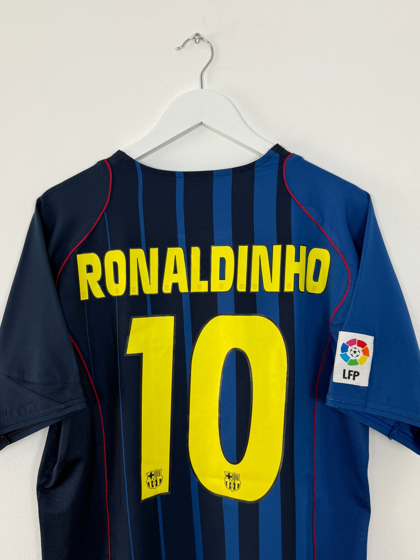 2004/05 FC Barcelona Away #10 Ronaldinho (L)
