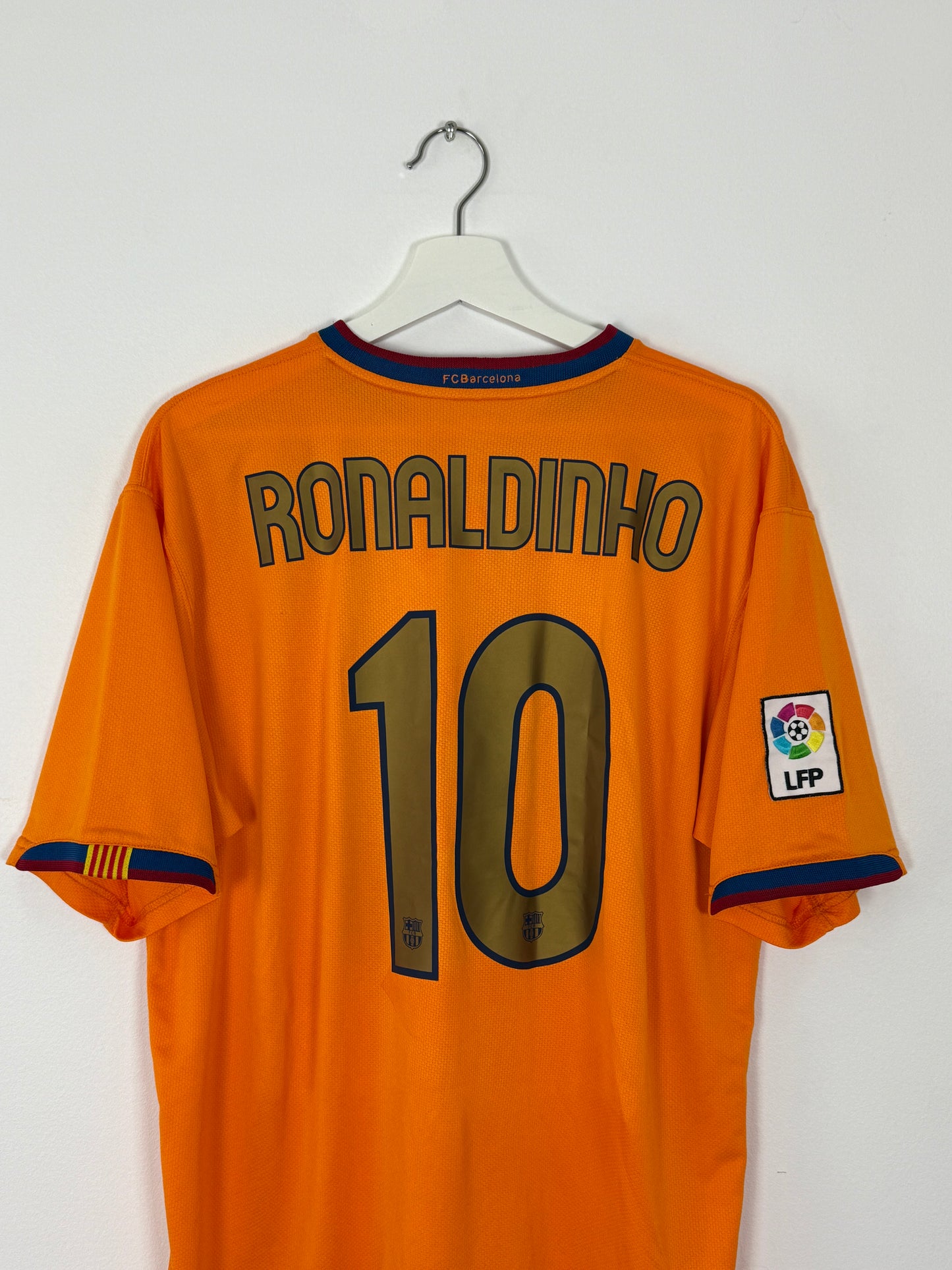 2006/07 FC Barcelona Away Ronaldinho #10 (L/XL)