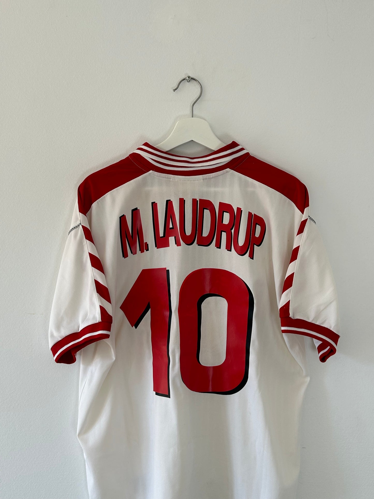 1998 Denmark Michael Laudrup #10 Away (L)