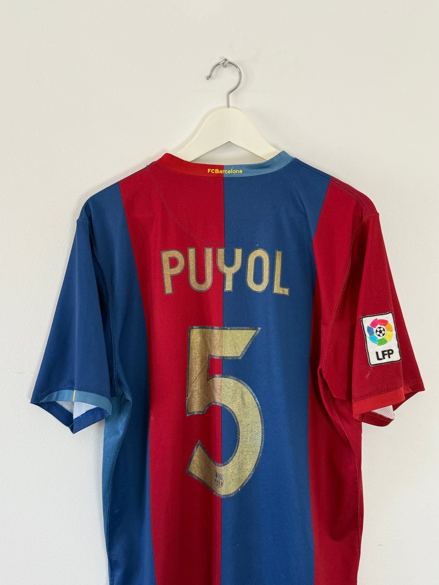 2006/07 Barcelona Home #5 Puyol (L)
