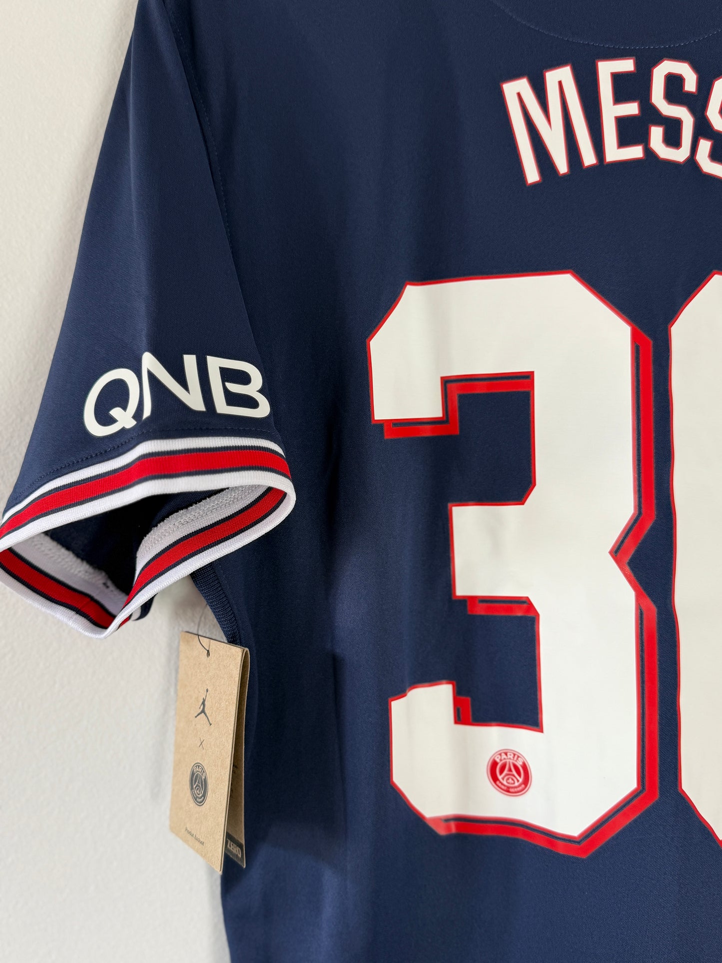 2021/22 PSG Home #30 Lionel Messi (L, BNWT)
