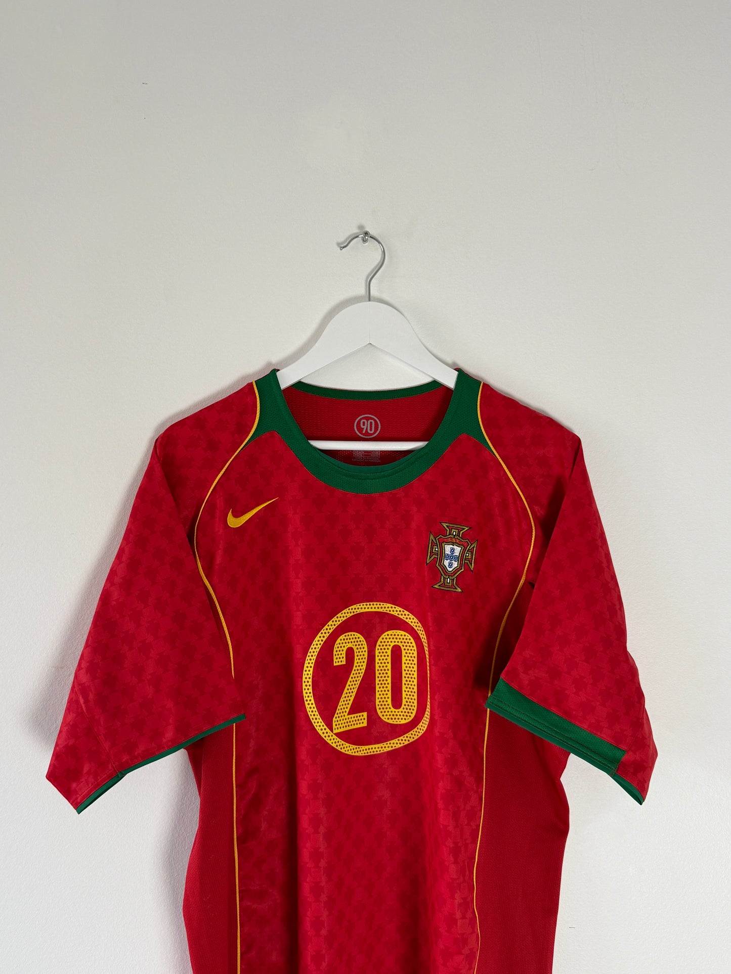 2004 Portugal Home #20 Deco (L)