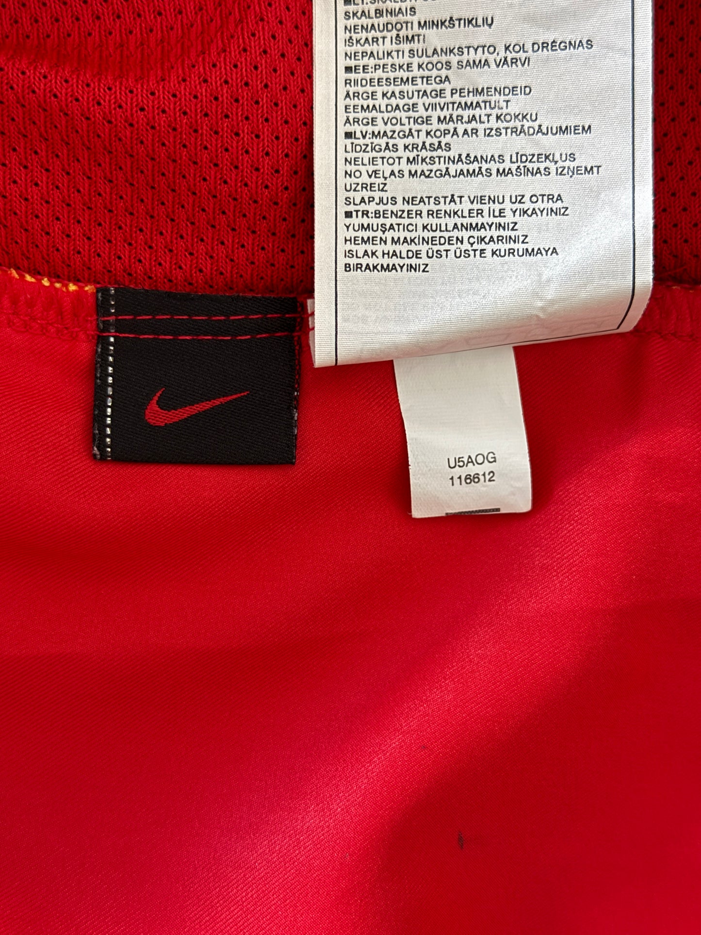 2004 Portugal Home #20 Deco (L)
