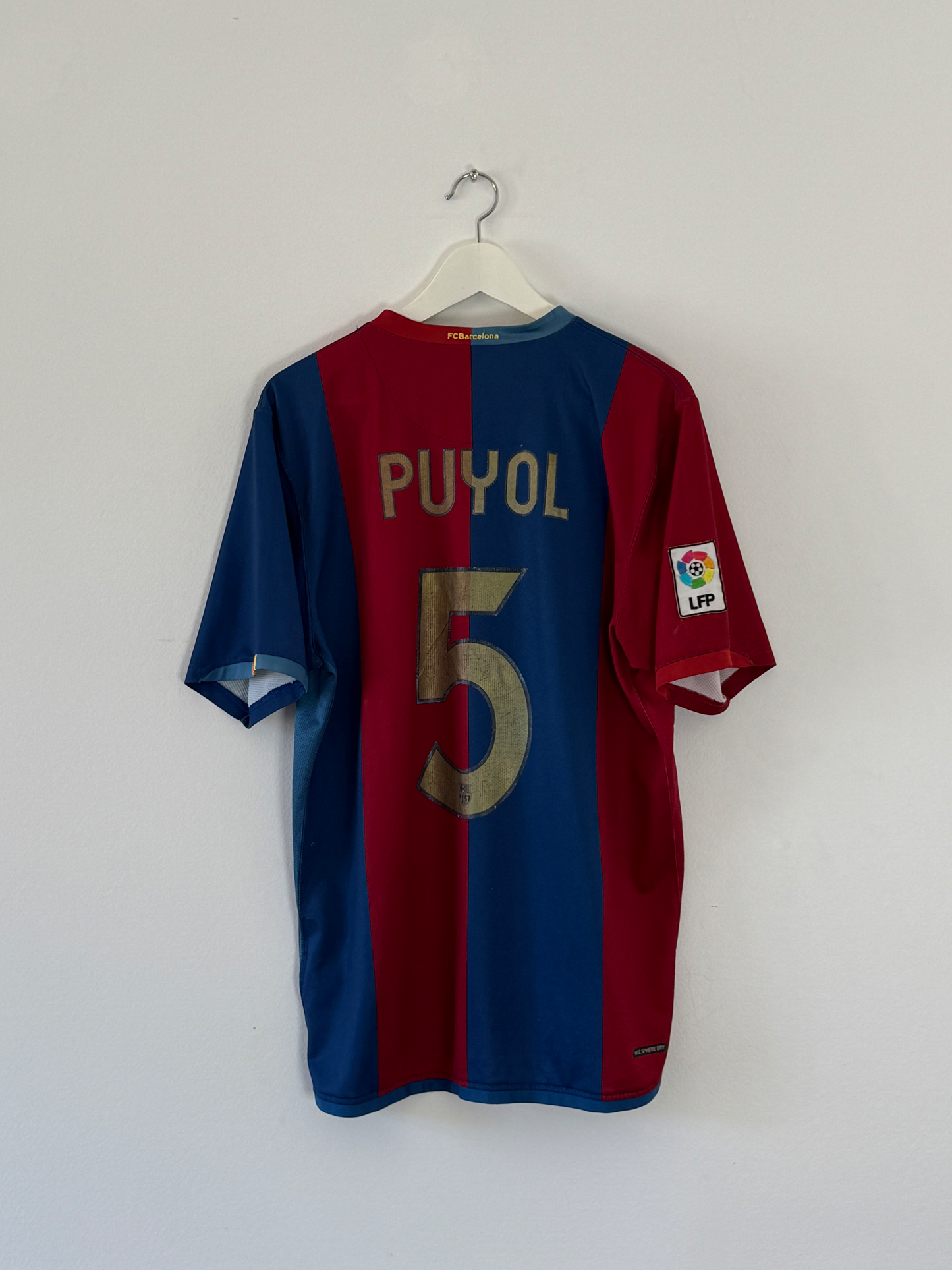 2006/07 Barcelona Home #5 Puyol (L)