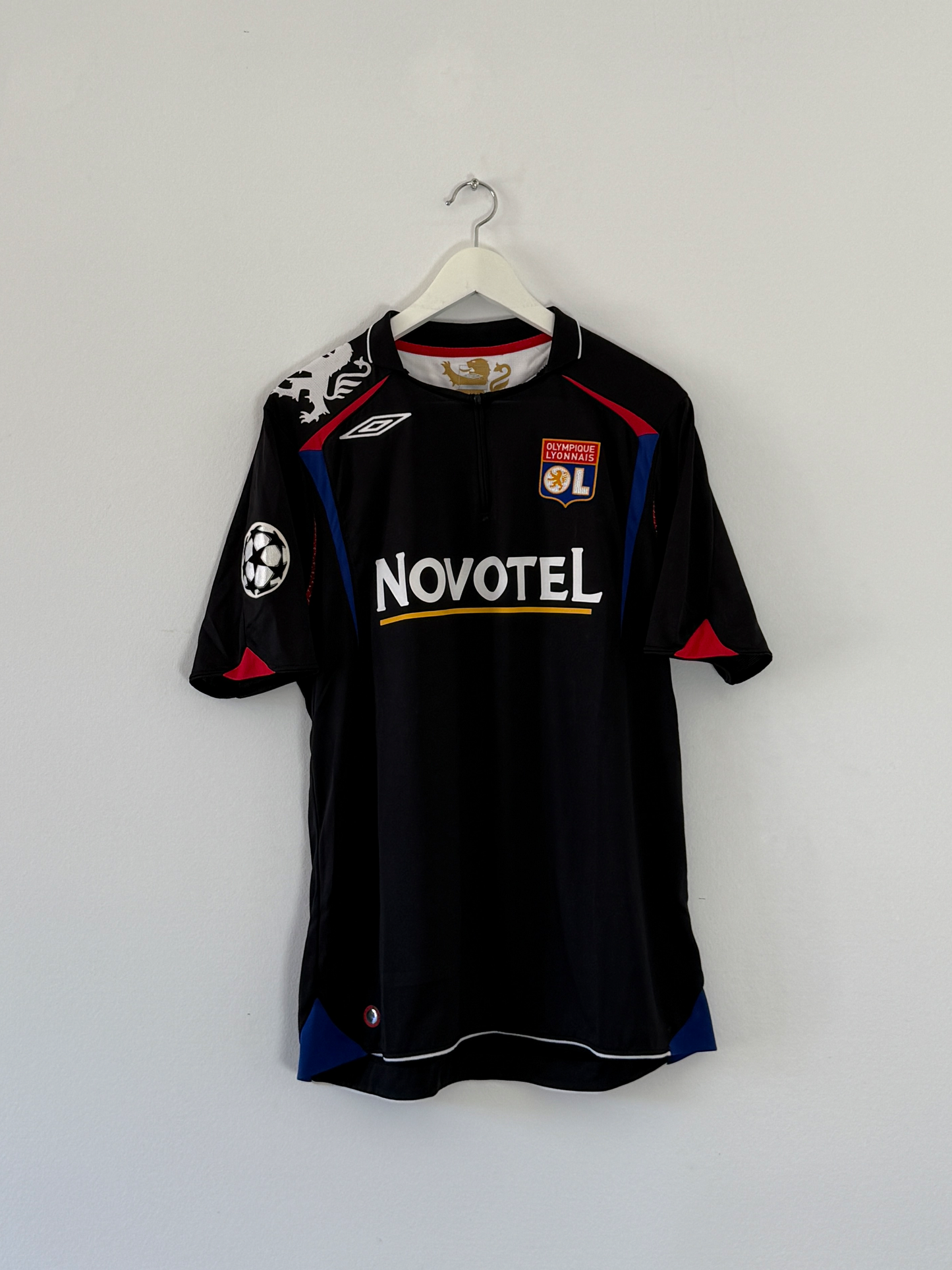2006/07 Lyon Third #8 Juninho (L)