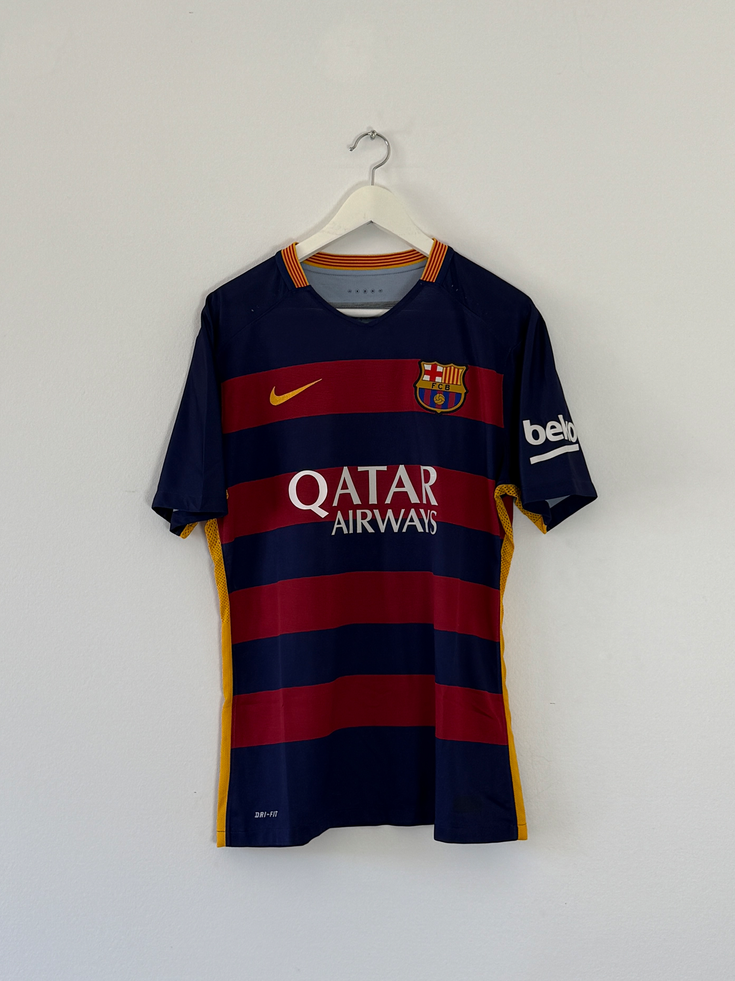 2015/16 Barcelona Home #11 Player Issue Neymar (L)