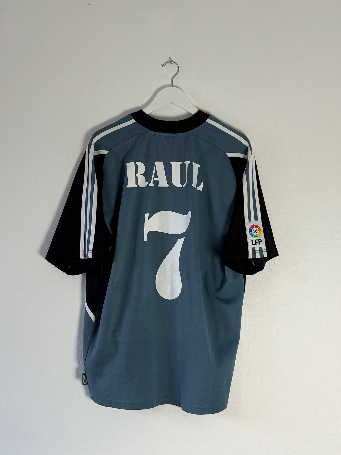 2001/02 Real Madrid Third #7 Raul (XL)