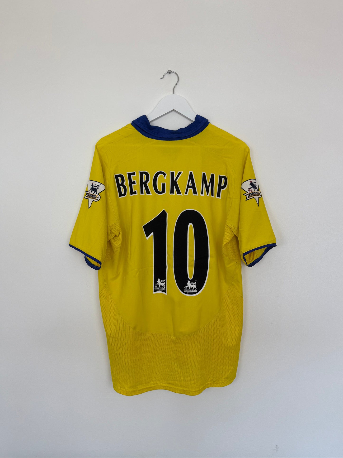 2003/04 Arsenal Away #10 Bergkamp (M)