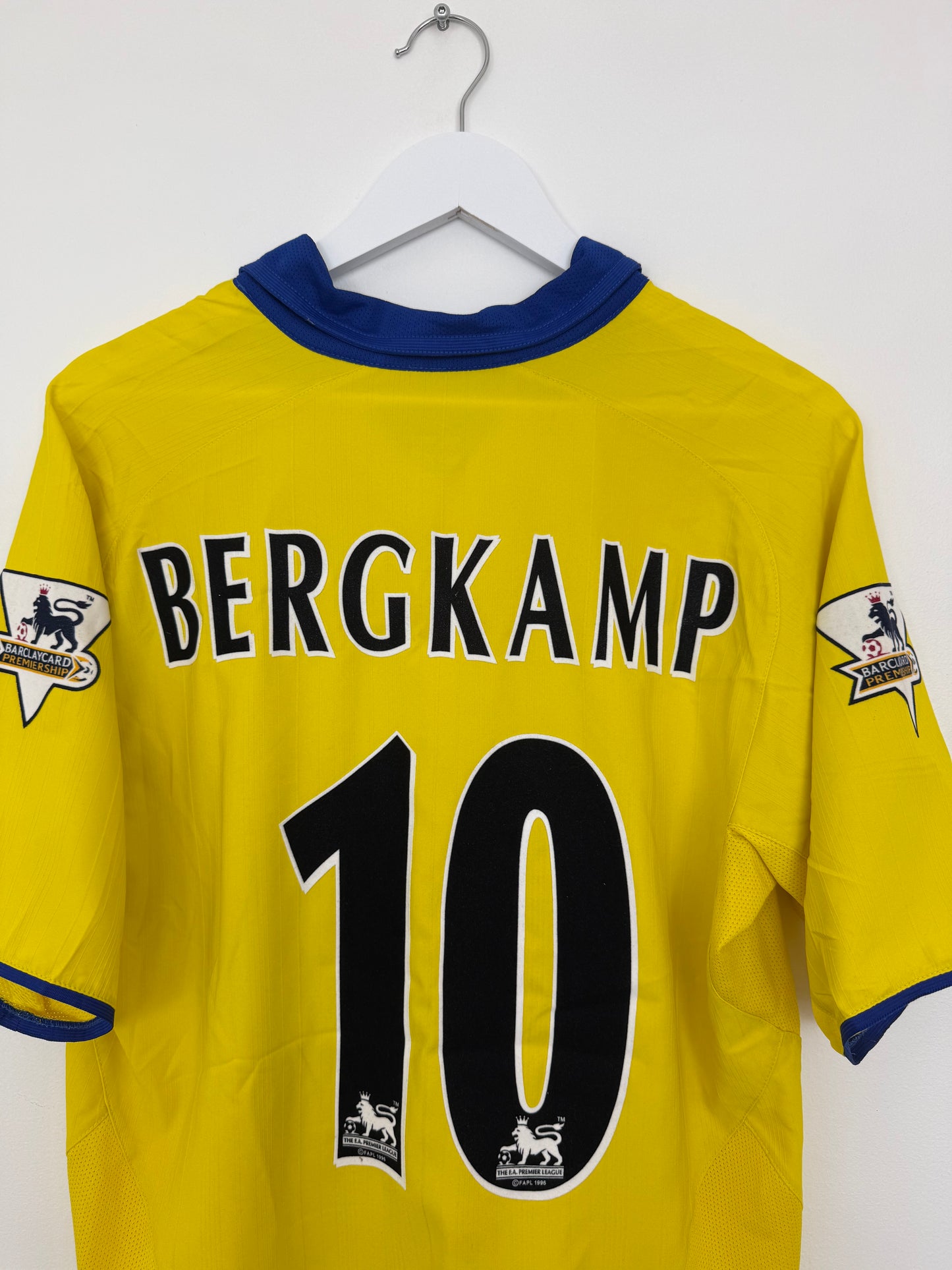2003/04 Arsenal Away #10 Bergkamp (M)