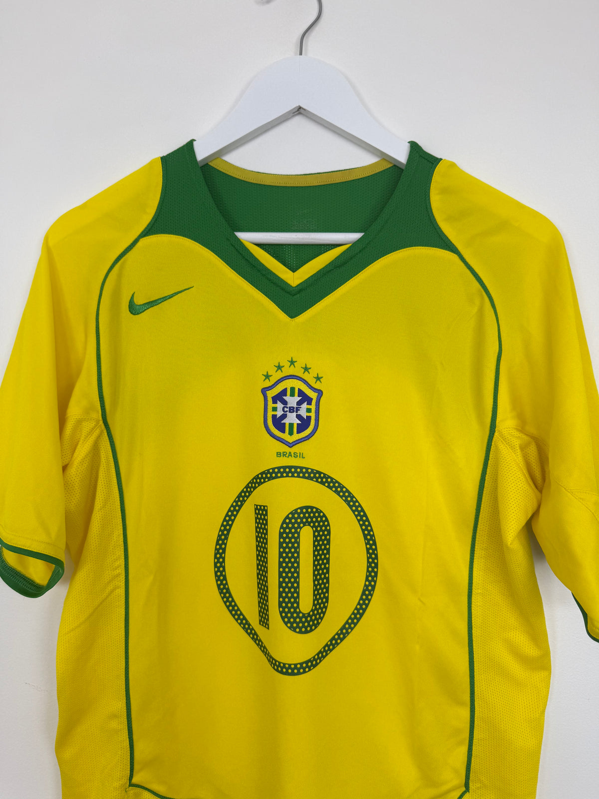 2004 Brasilien Home #10 Kaká (M)