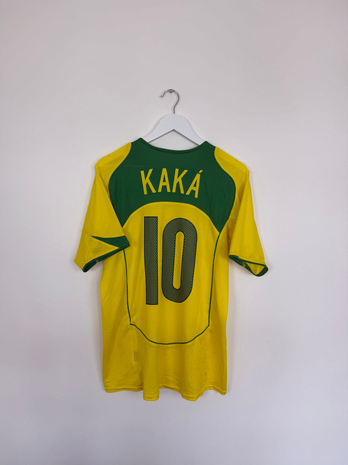 2004 Brasilien Home #10 Kaká (M)